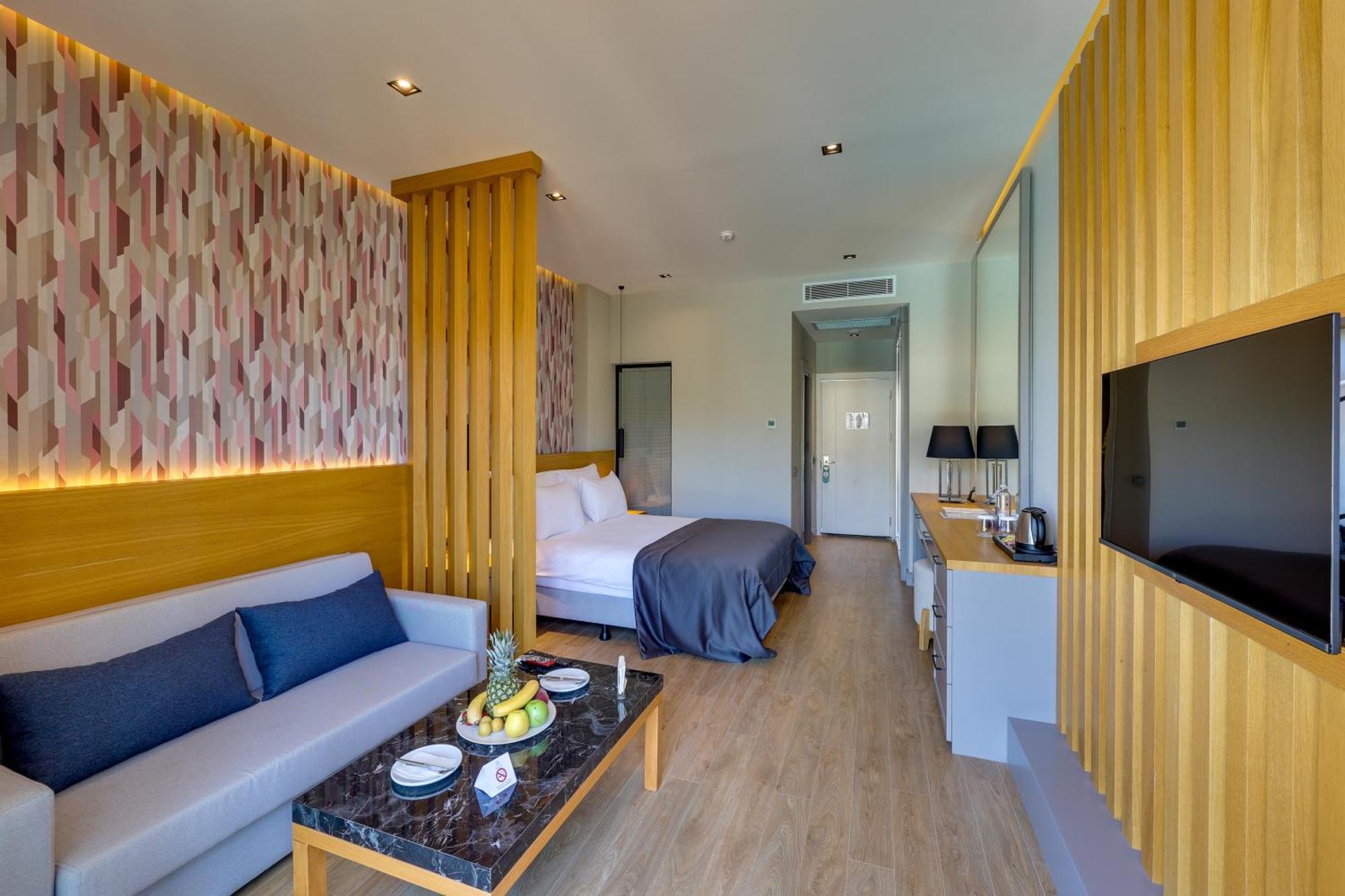 Celeste Bella Luxury Hotel & Spa オータキャンツ エクステリア 写真