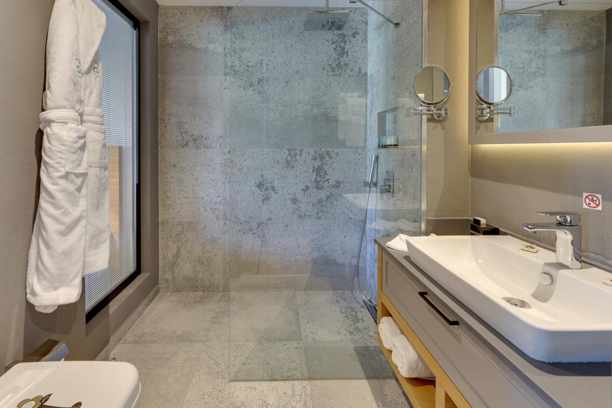 Celeste Bella Luxury Hotel & Spa オータキャンツ エクステリア 写真